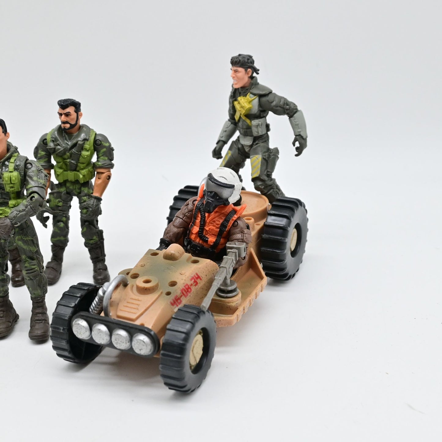 The Corps Elite Bundle Of 10 Figures + 1 Jeep