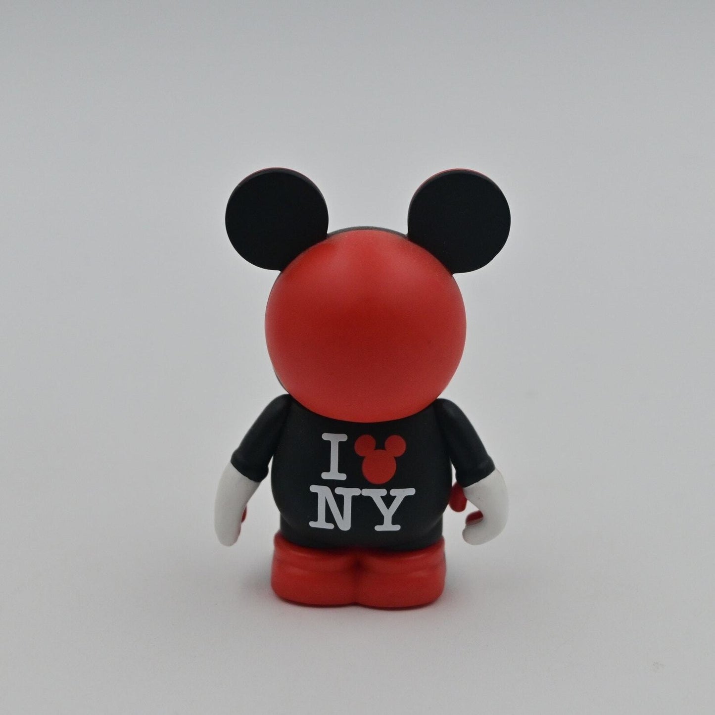 Disney Vinylmation I Love New York W/ Tin