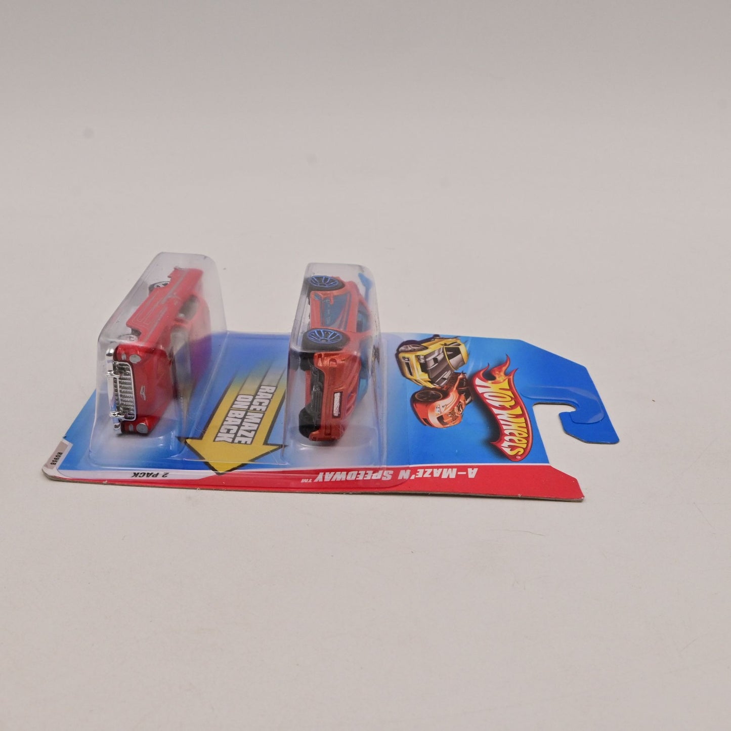 Hot Wheels A-Maze N Speedway 2-Pack Asphalt Assault & '55 Chevy Bel Air Die-Cast