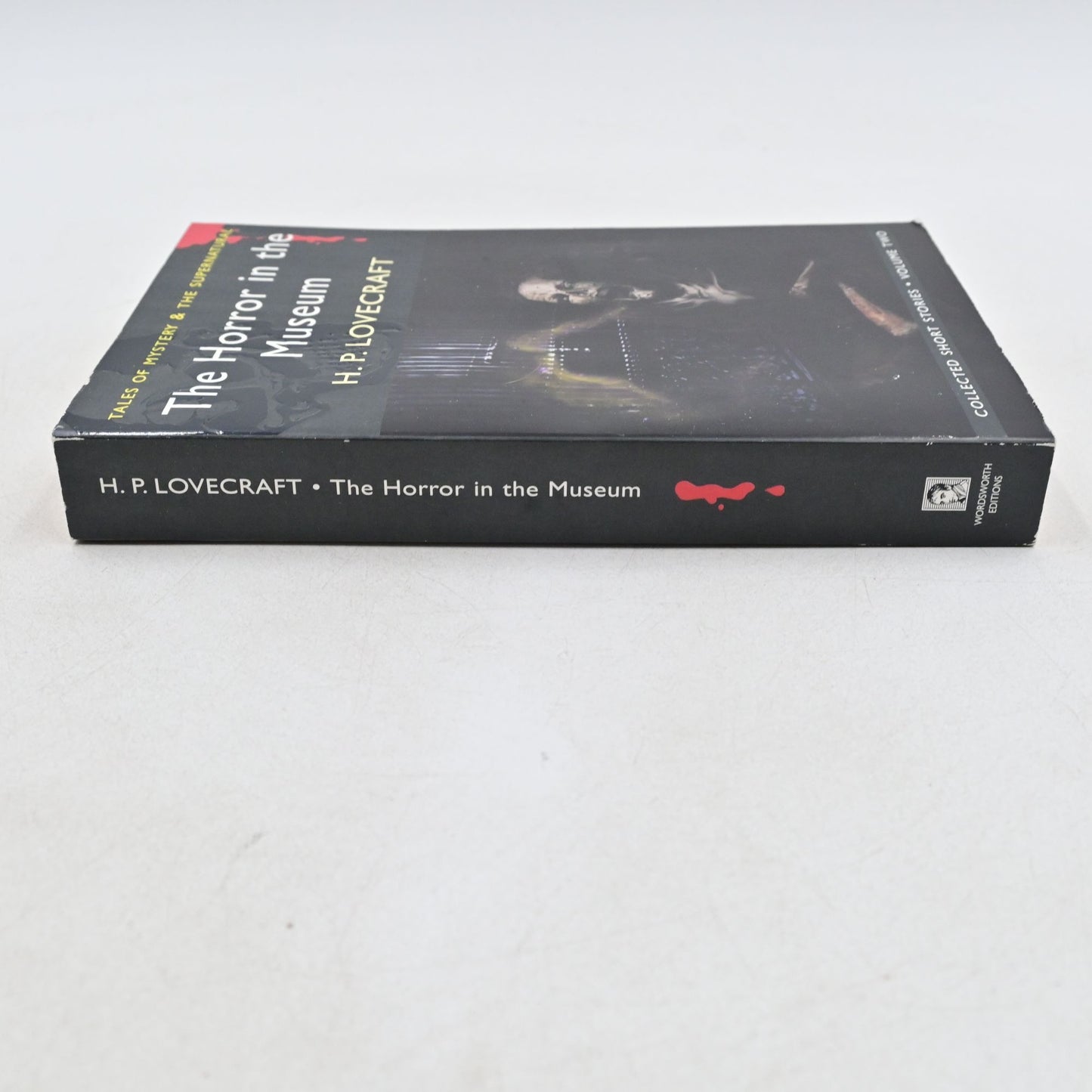 H.P. Lovecraft The Horror In The Museum Collected Short Stories Volume Two