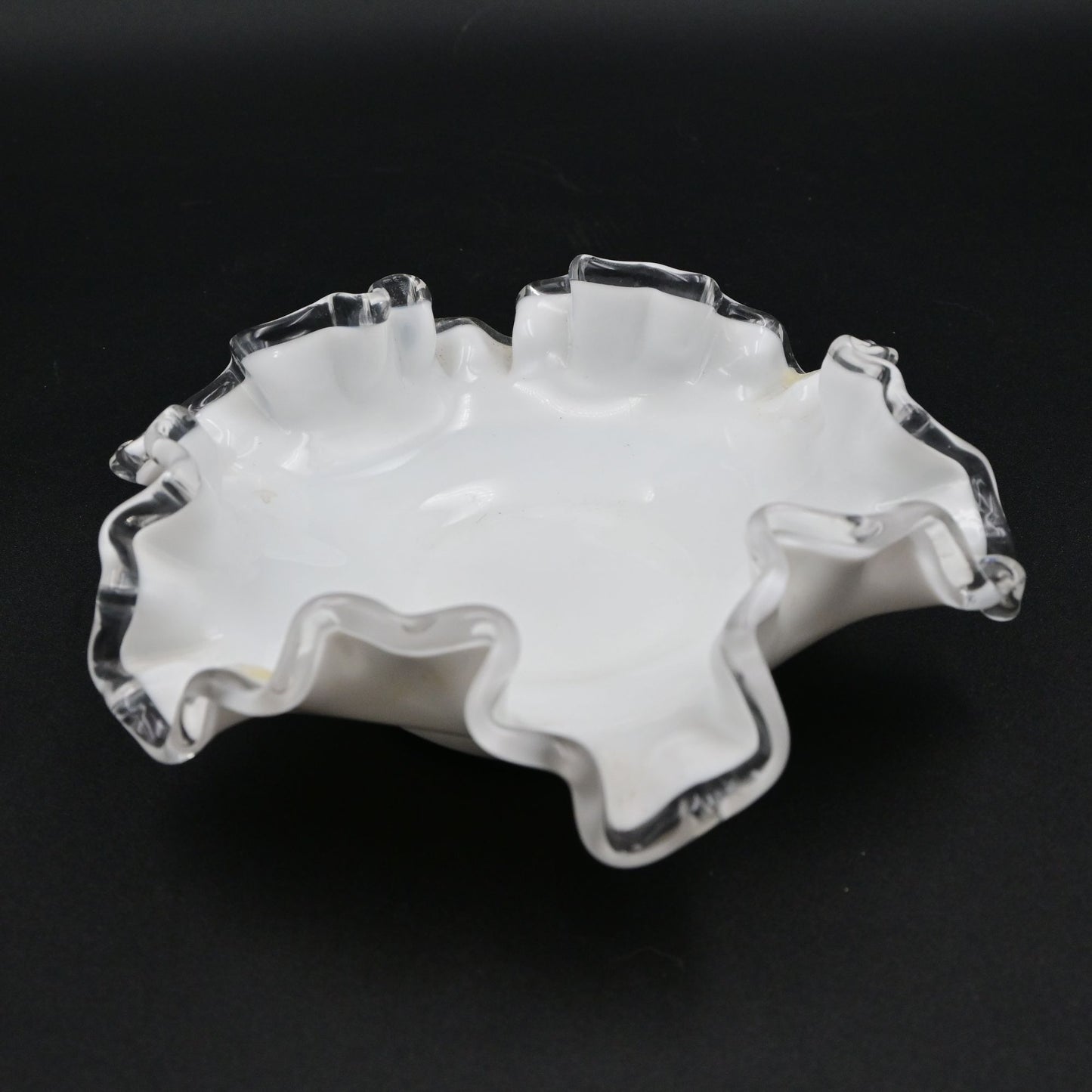 Vintage Fenton White Milk Glass Ruffled Edge Ashtray With Clear Trim