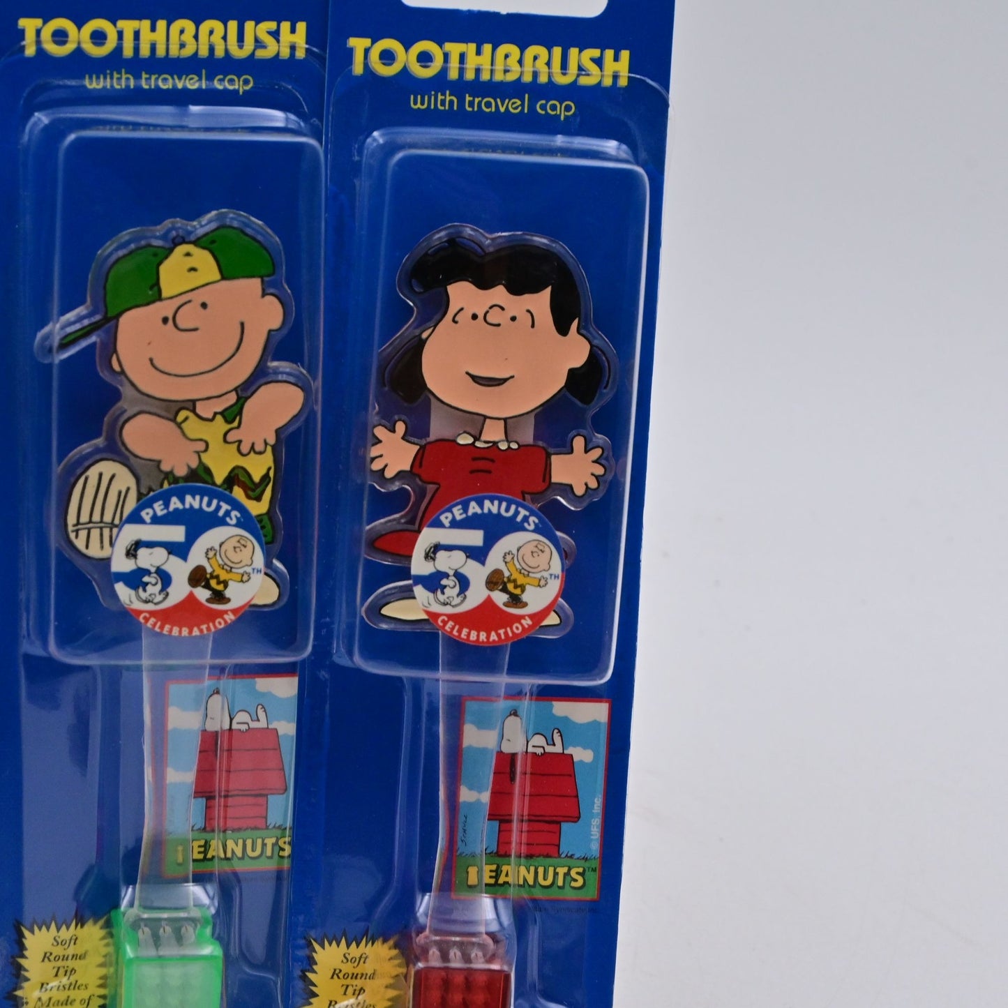 Peanuts Charlie Brown & Gang 50th Anniversary Toothbrush Set With Travel Caps