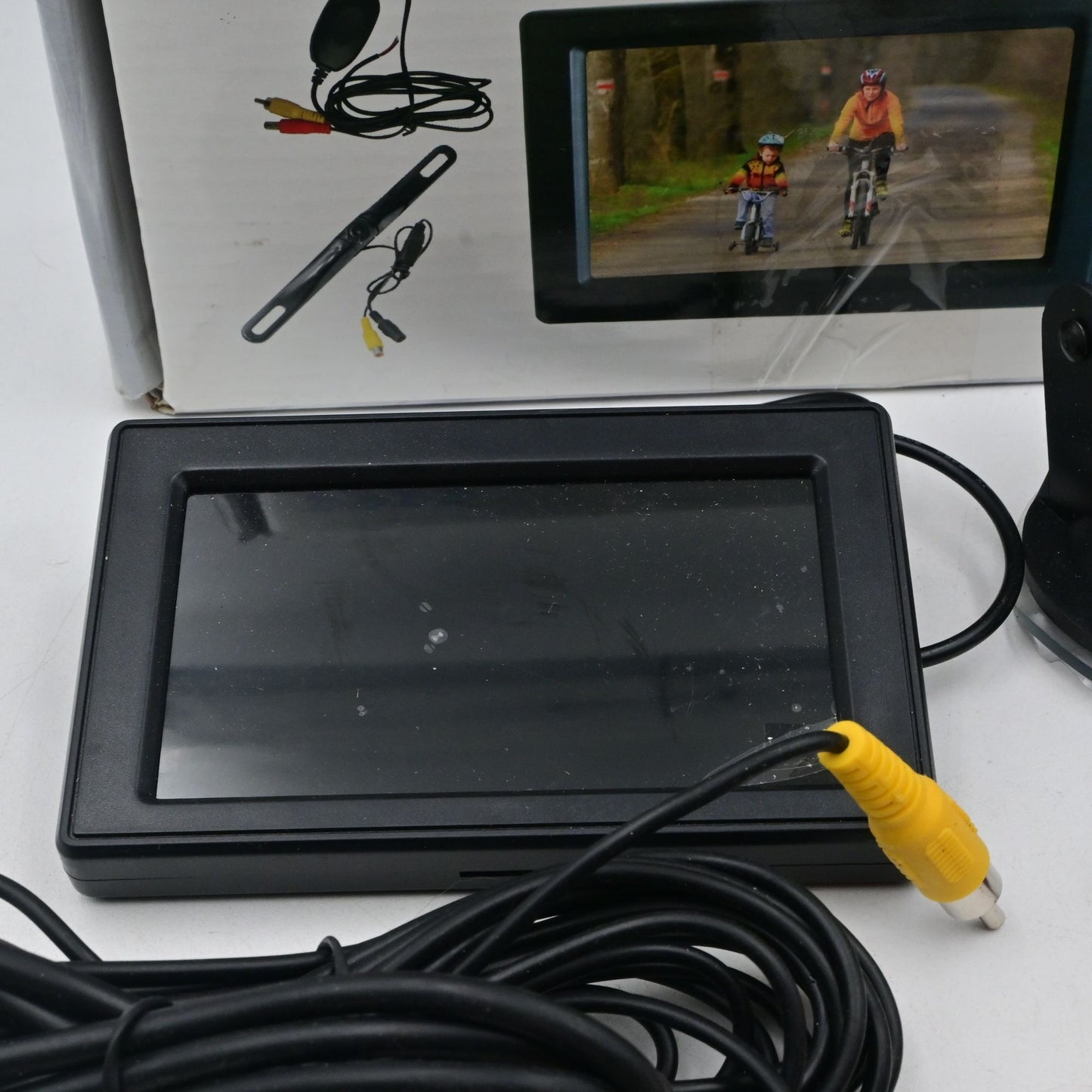 Pyle PLCM4350WIR Wireless Backup Camera & Monitor System – 4.3" Display Kit