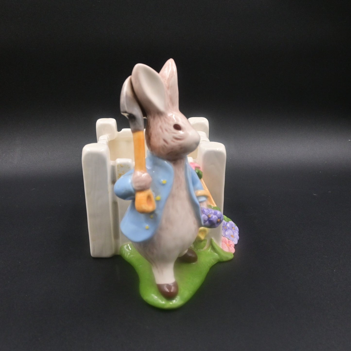 Beatrix Potter Peter Rabbit Mr. McGregor’s Garden Planter Teleflora Gifts 2001