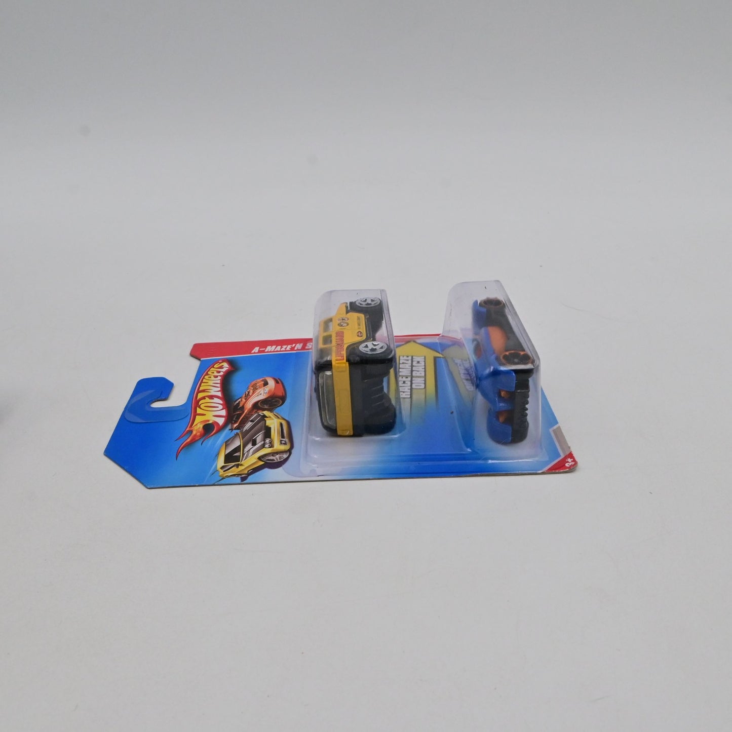 Hot Wheels A-Maze N Speedway 2-Pack Rockster & Formula Street Die-Cast Cars