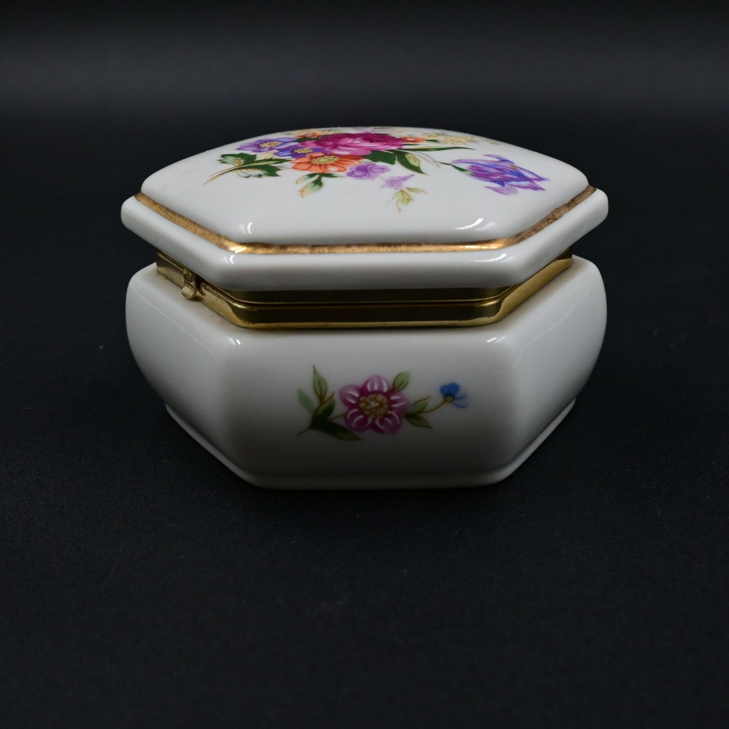 Colibri Music Trinket Jewelry Box White Floral Music Box