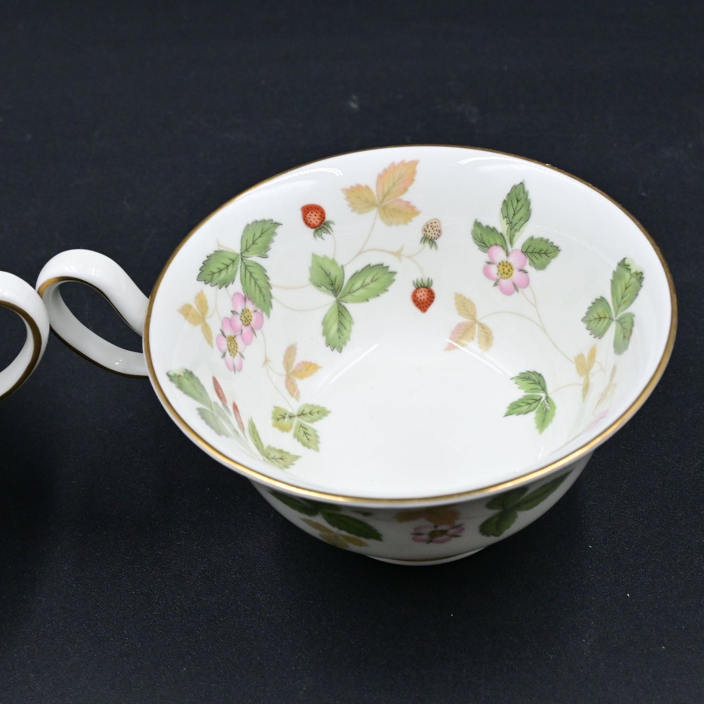 Wedgwood Wild Strawberry Teacup Bundle No Saucers