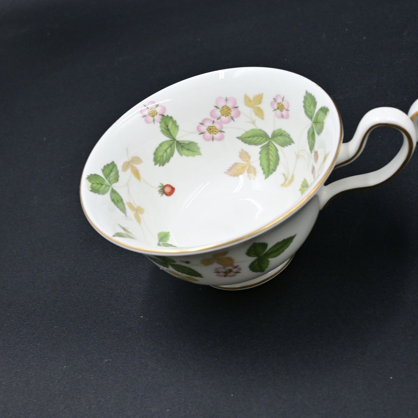 Wedgwood Wild Strawberry Teacup Bundle No Saucers