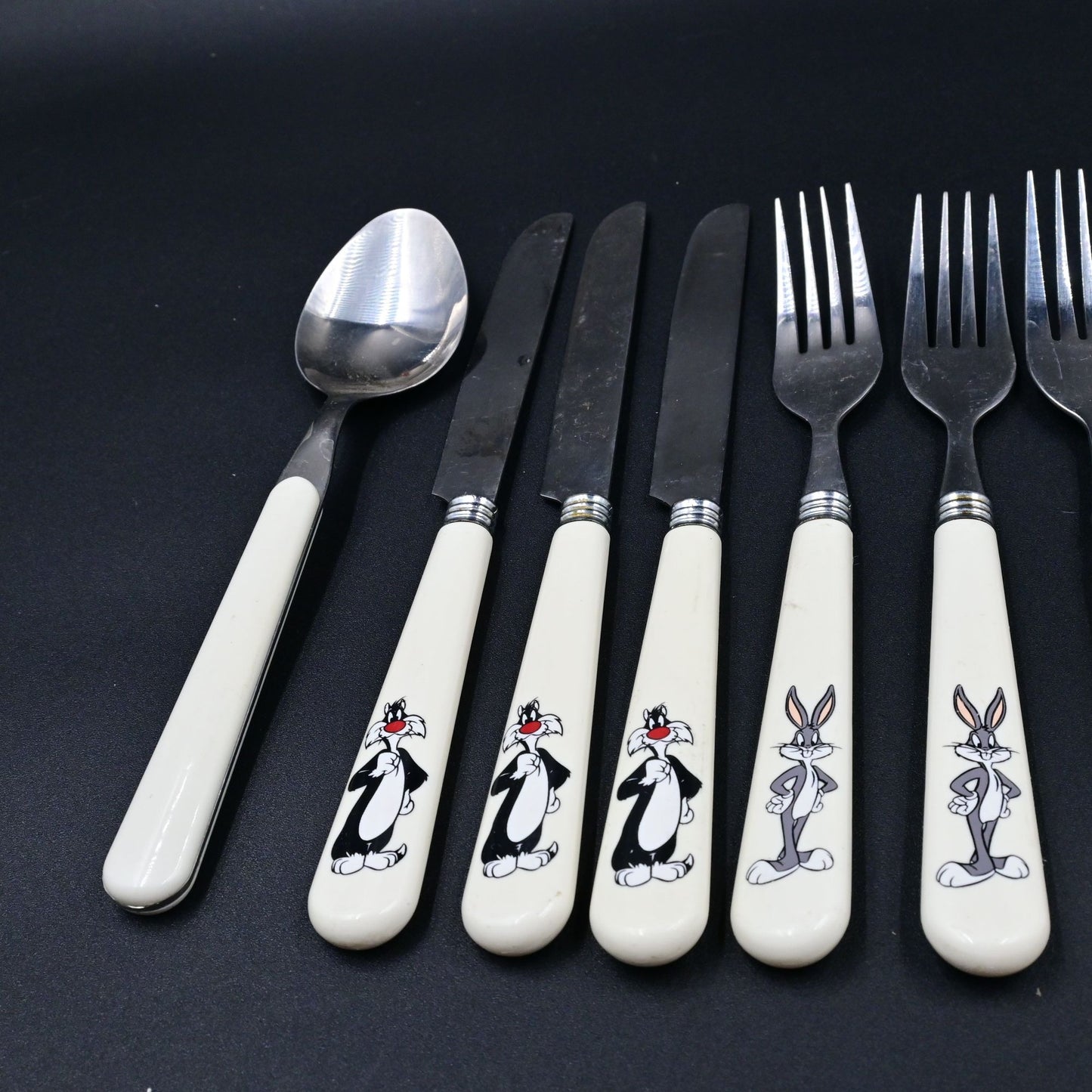 Looney Tunes Tweety Bird, Bugs Bunny, Sylvester Flatware Silverware Vintage