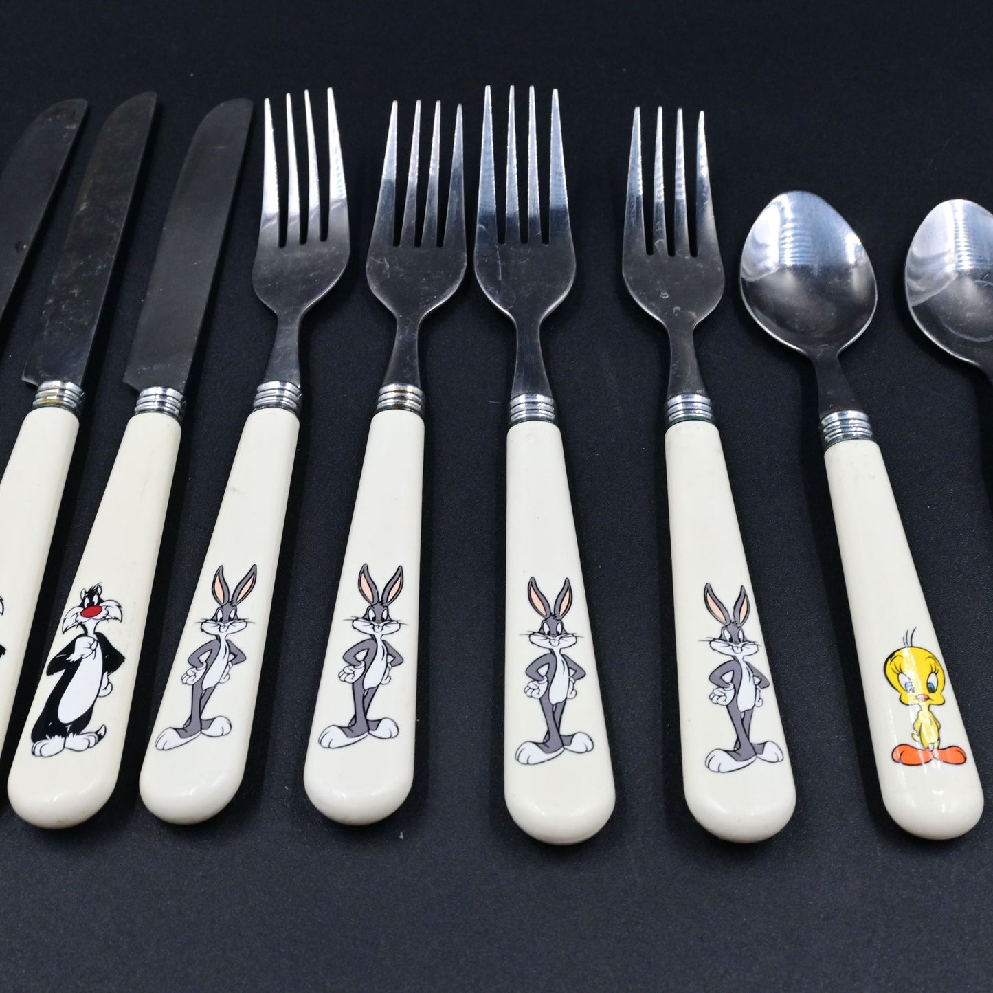 Looney Tunes Tweety Bird, Bugs Bunny, Sylvester Flatware Silverware Vintage