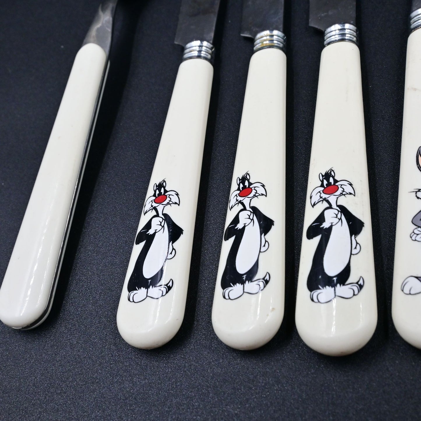 Looney Tunes Tweety Bird, Bugs Bunny, Sylvester Flatware Silverware Vintage