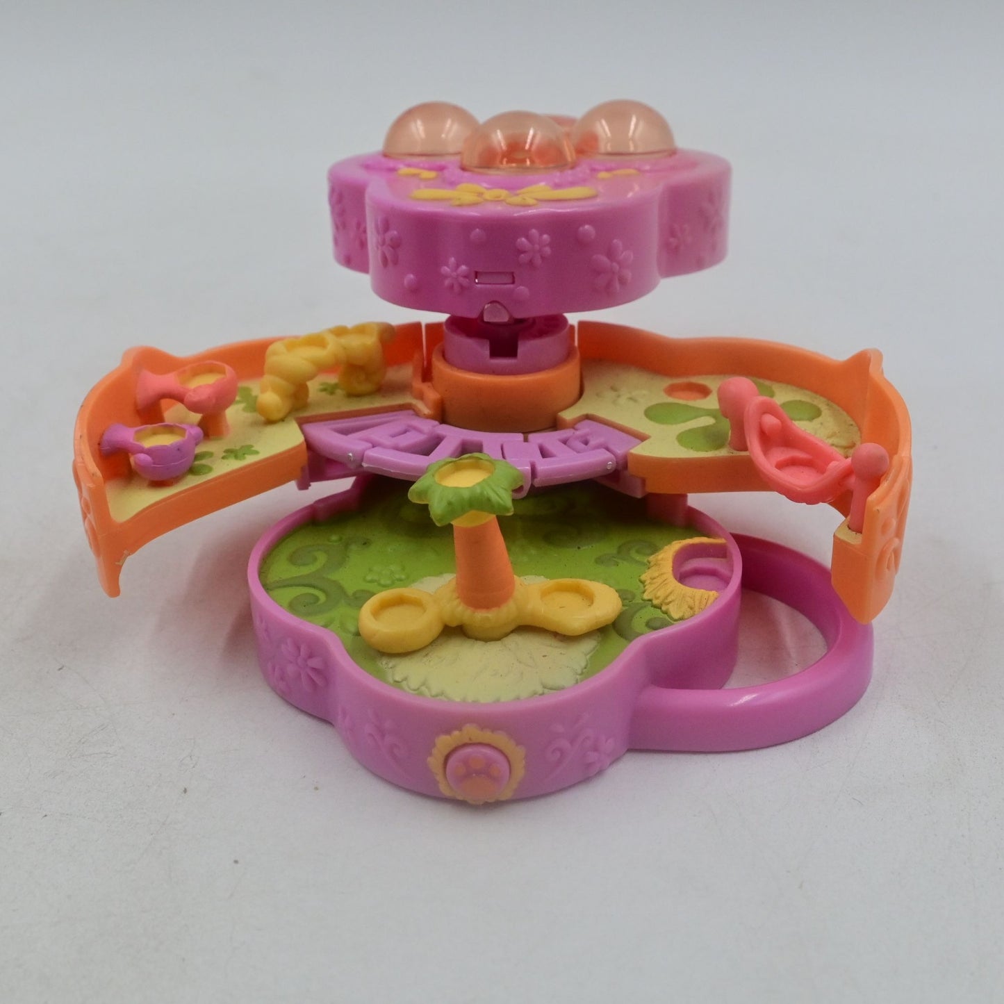 Littlest Pet Shop Teeniest Tiniest Monkey Playground