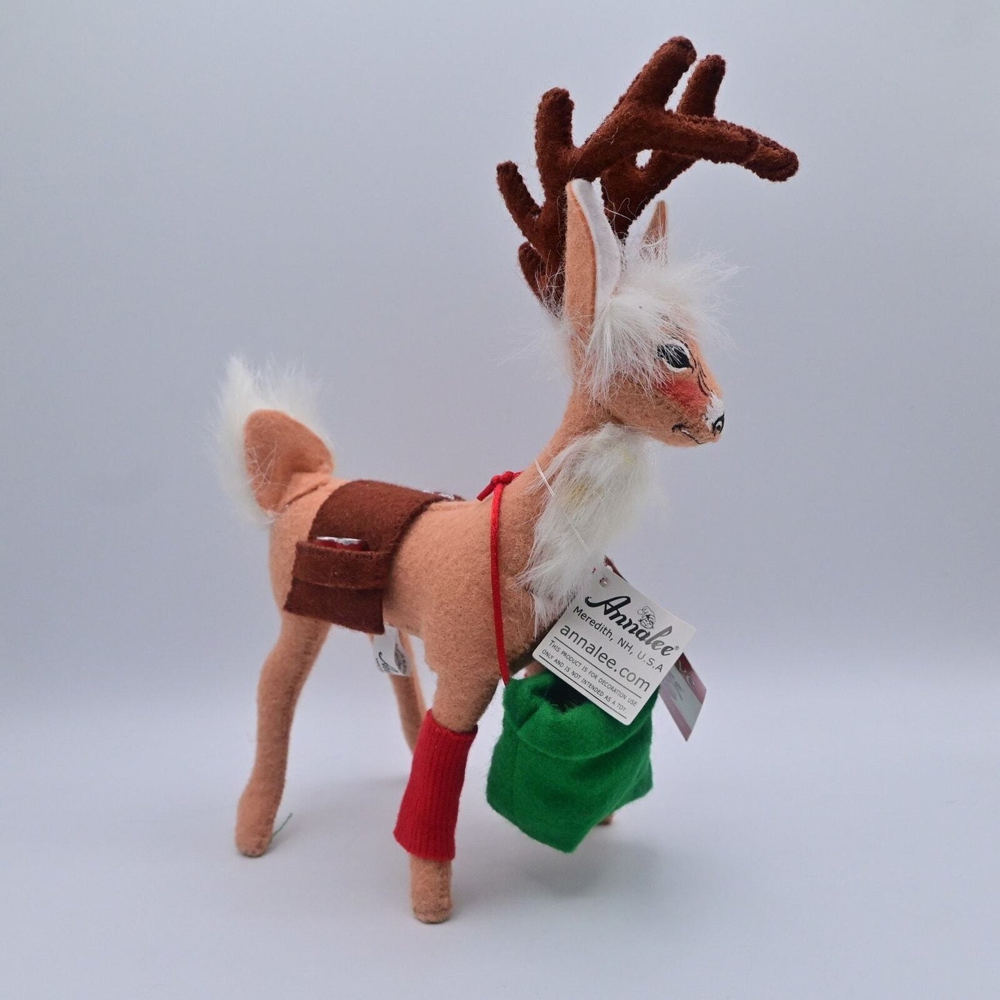 Annalee Tailgating Reindeer Dillards Exclusive Felt Wired Figure 2011 NWT