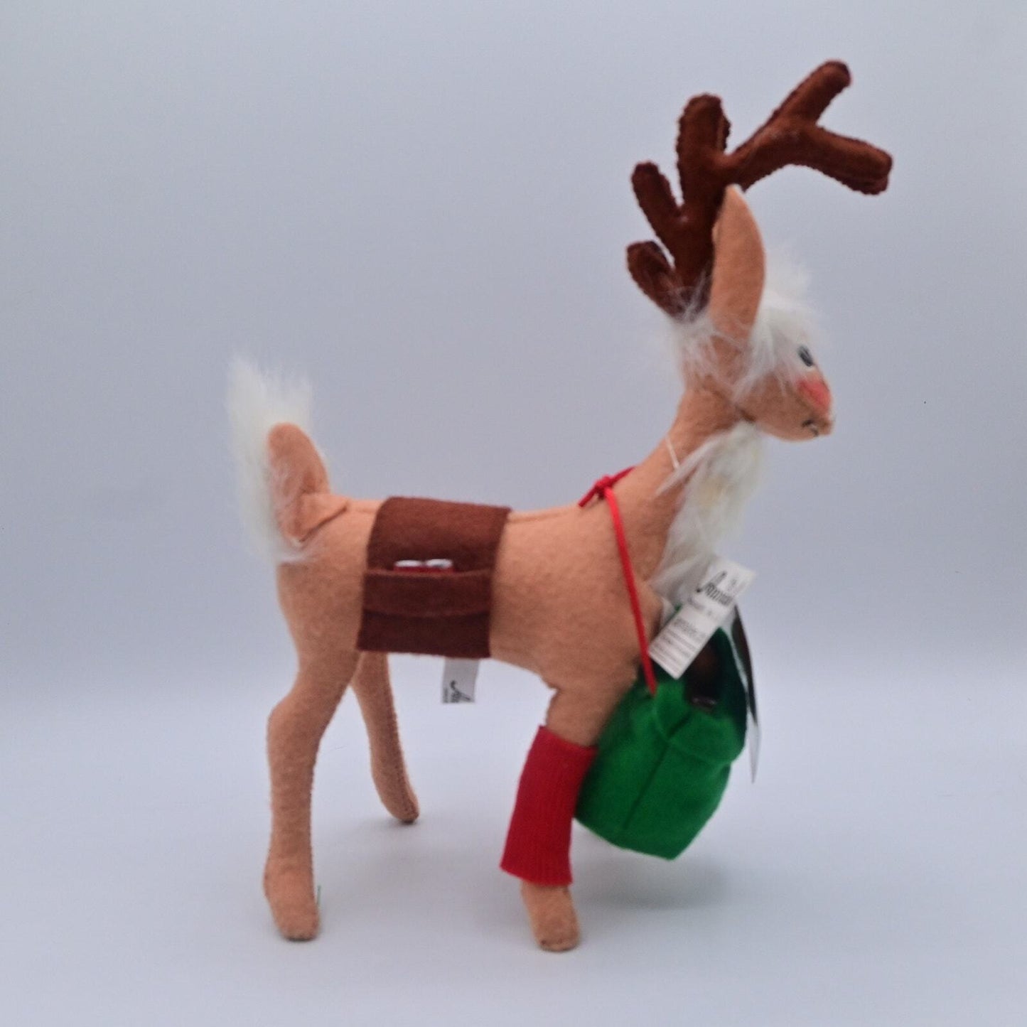 Annalee Tailgating Reindeer Dillards Exclusive Felt Wired Figure 2011 NWT