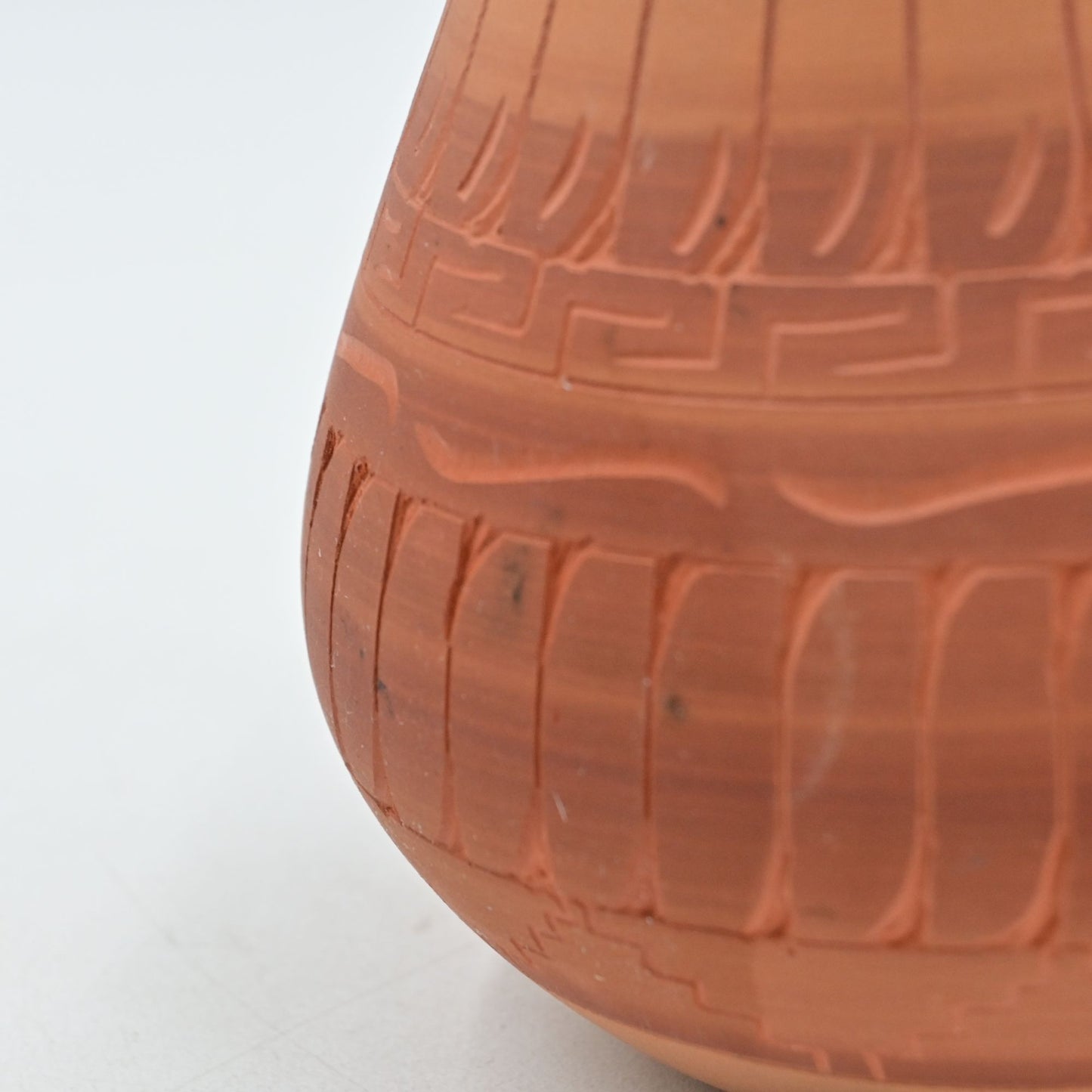 Native American Joann Johnson Navajo Signed Vase Hand Carved