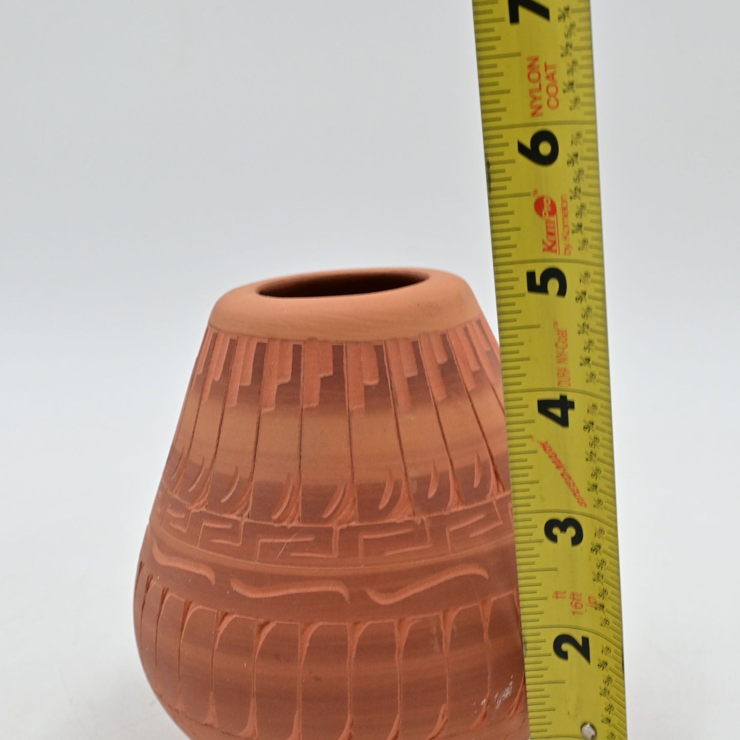 Native American Joann Johnson Navajo Signed Vase Hand Carved