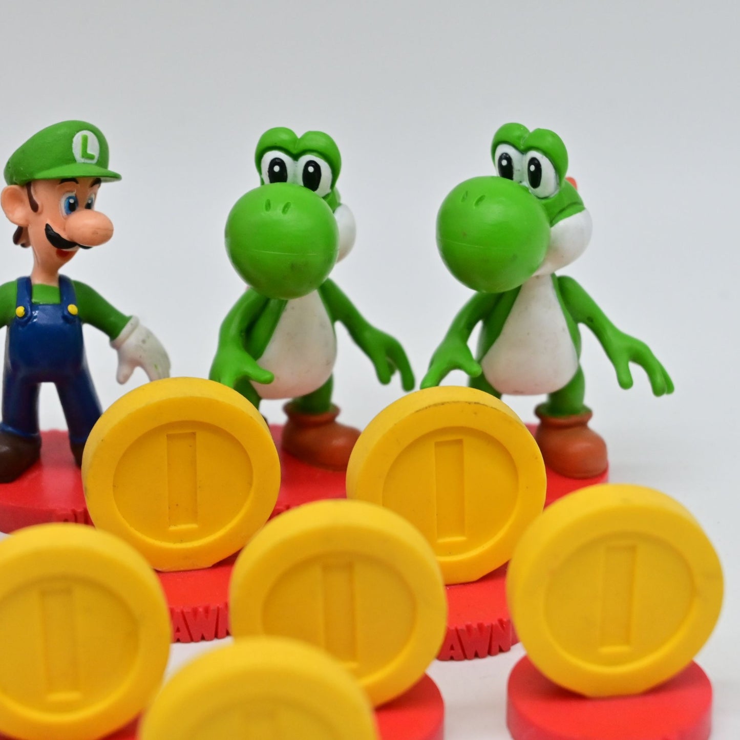 Super Mario Character Chess Replacement Figurine Set