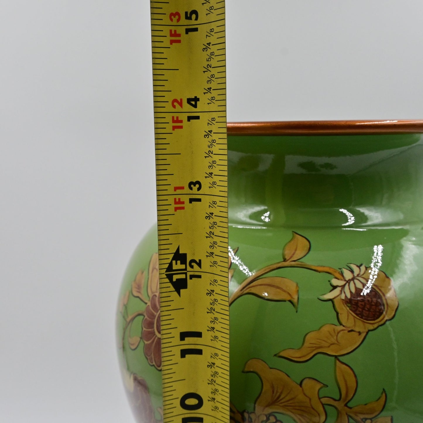 Chinese Porcelain Decorative Vase Green Floral