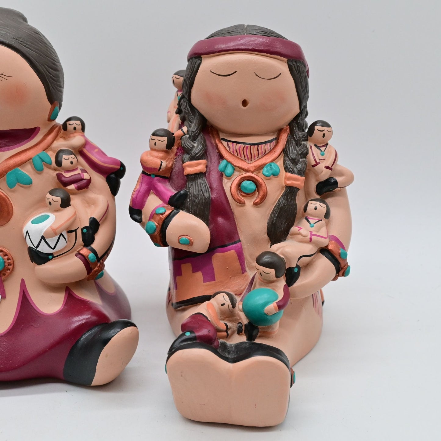 Whitefeather Studios Storyteller W/ Children Figurine Bundle Of 2