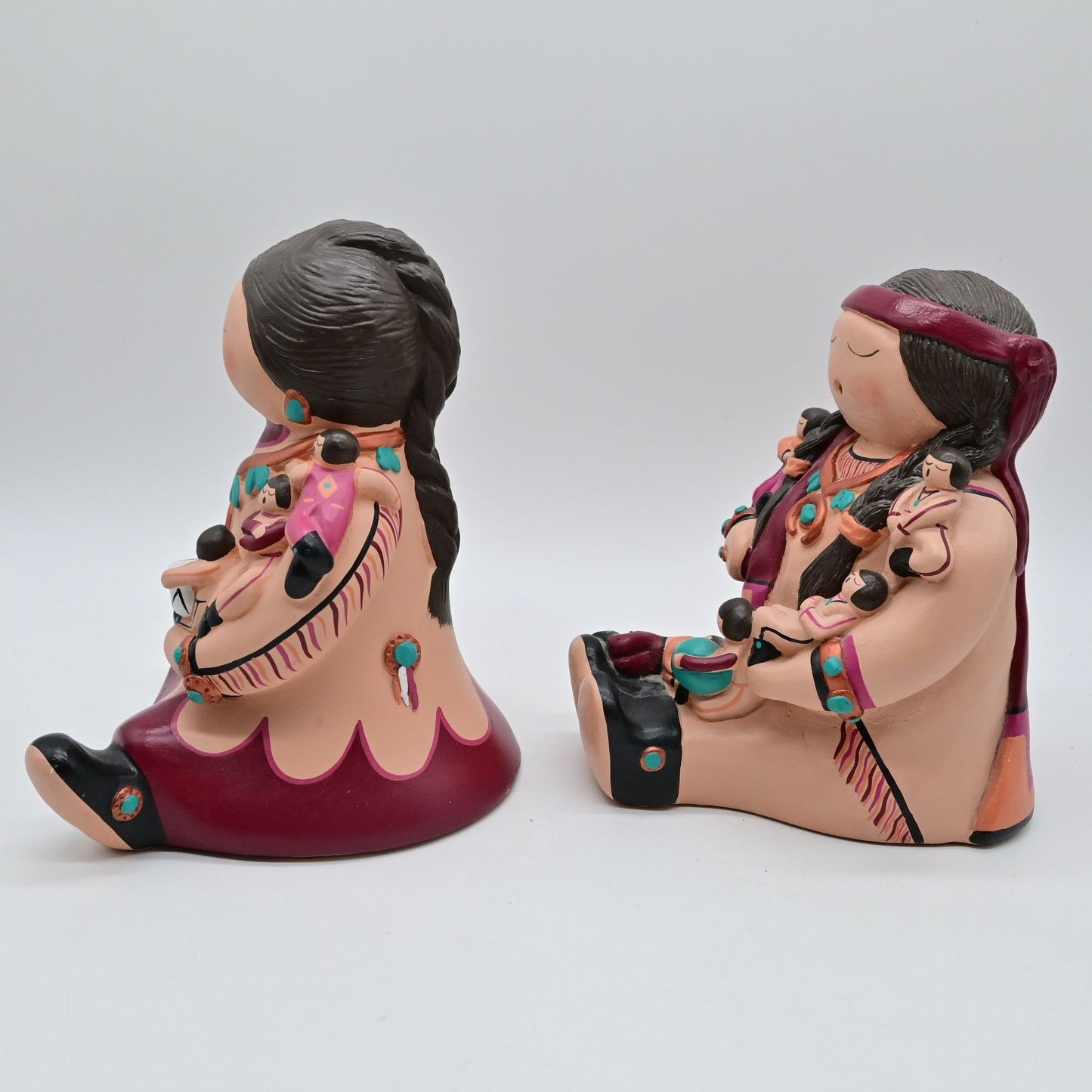 Whitefeather Studios Storyteller W/ Children Figurine Bundle Of 2