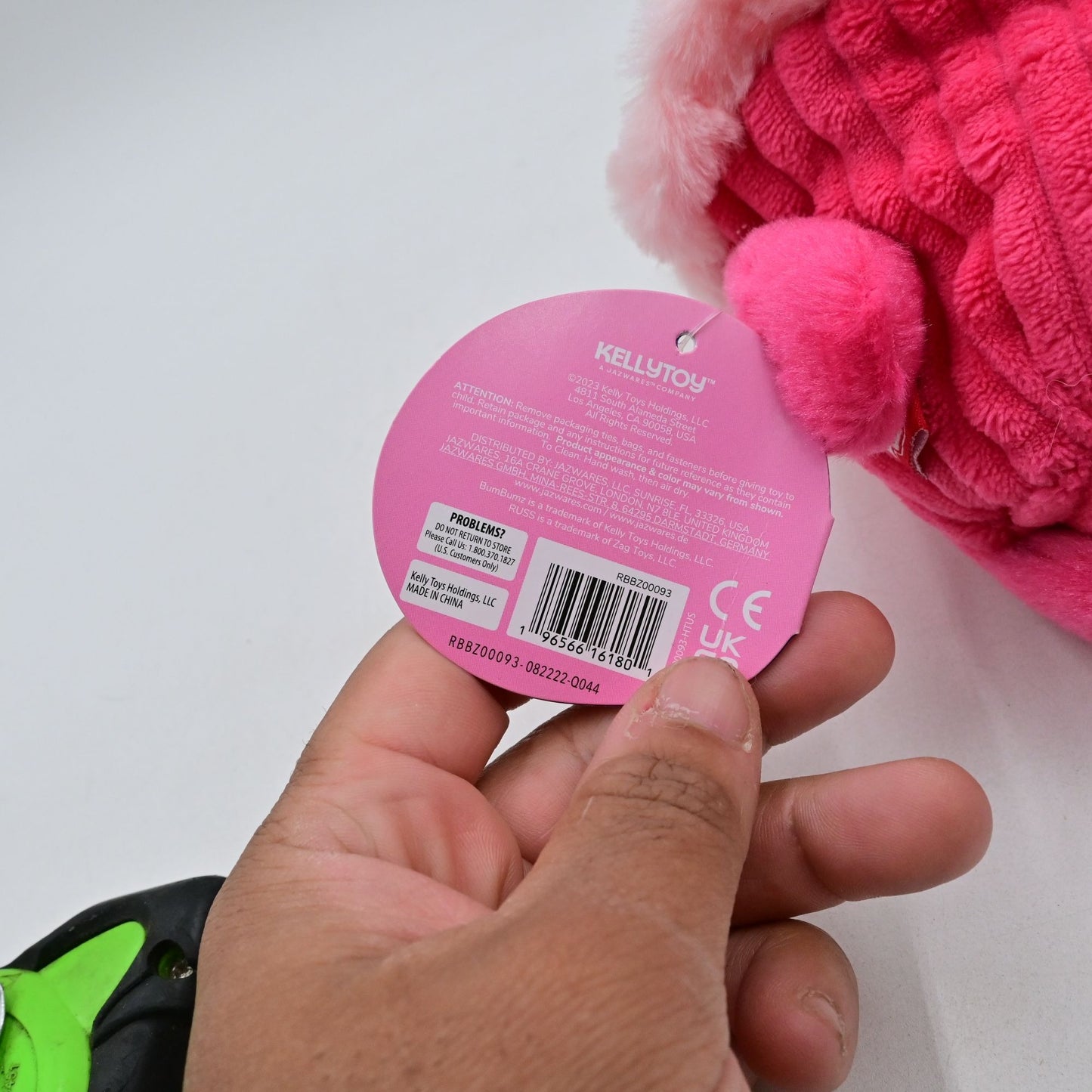 Kellytoy Bum Bumz Cole The Cupcake Valentines Plush NWT