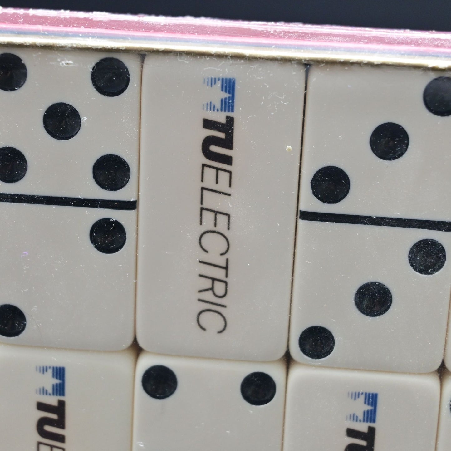 Marblelike Dominoes TUElectric Complete New In Box