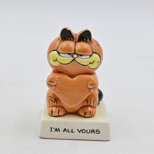 Garfield Enesco I'm All Yours Valentines Day Ceramic Figurine Vintage 1981