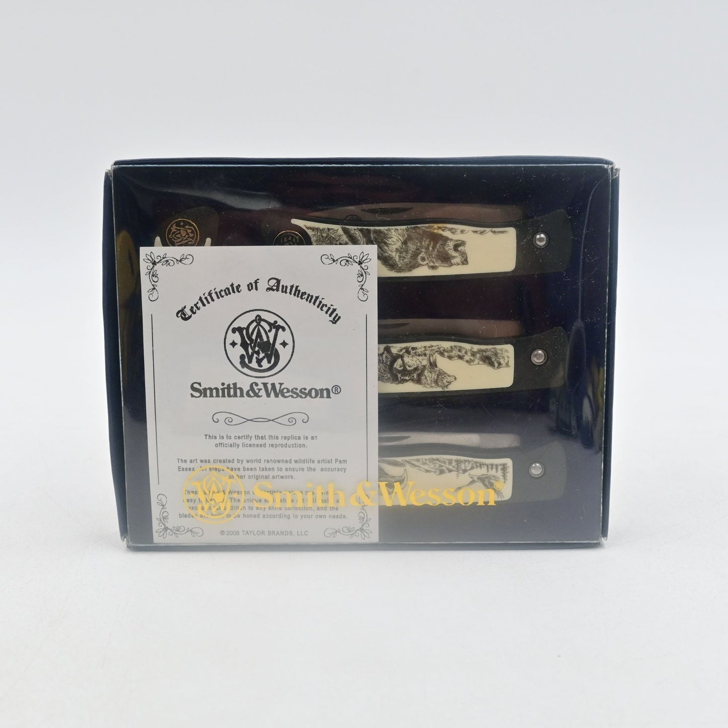 Smith & Wesson Wildlife Scrimshaw Set of 4 In Box W/ COA
