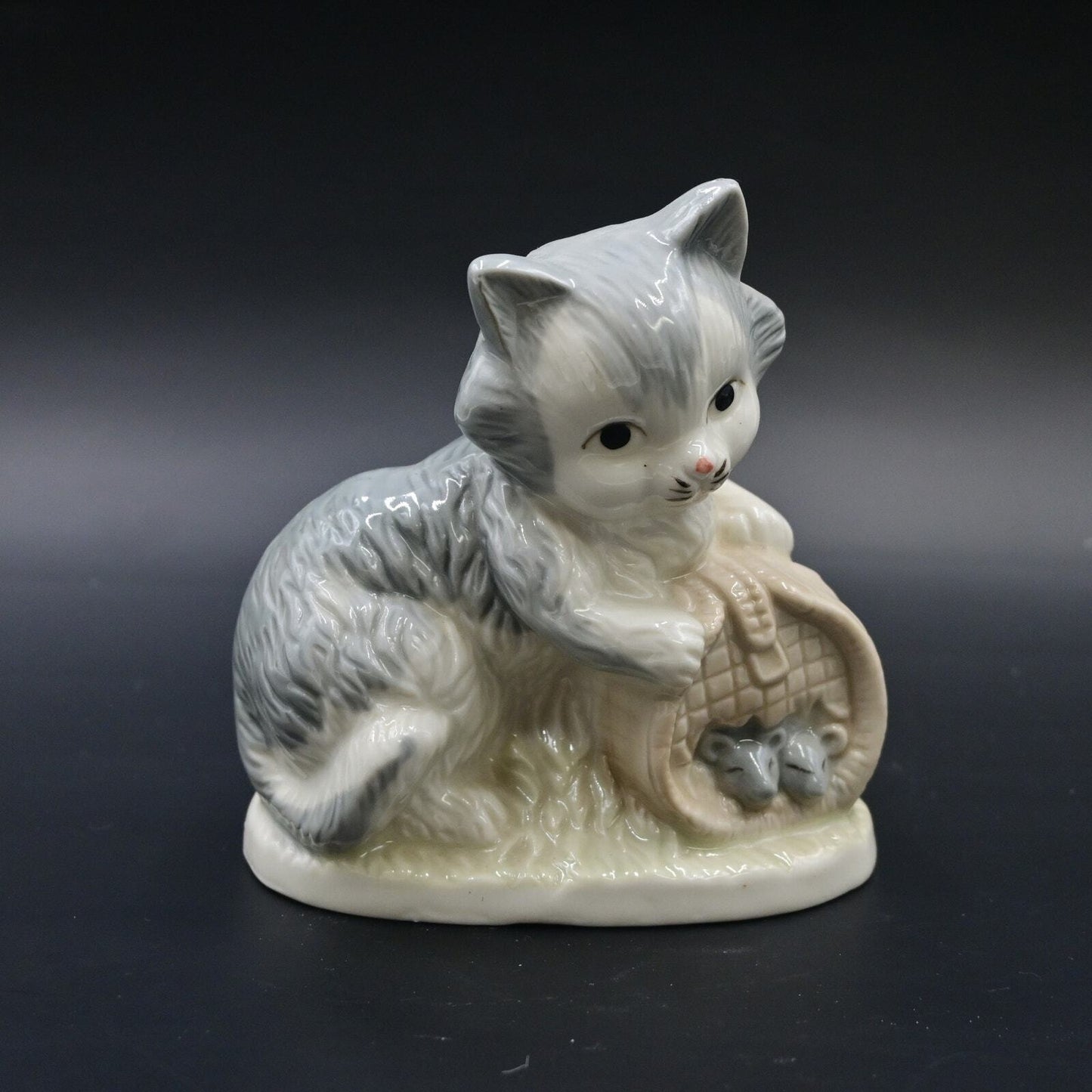 Artmark Kitten Cat W/ Mice And Basket Figure - Vintage
