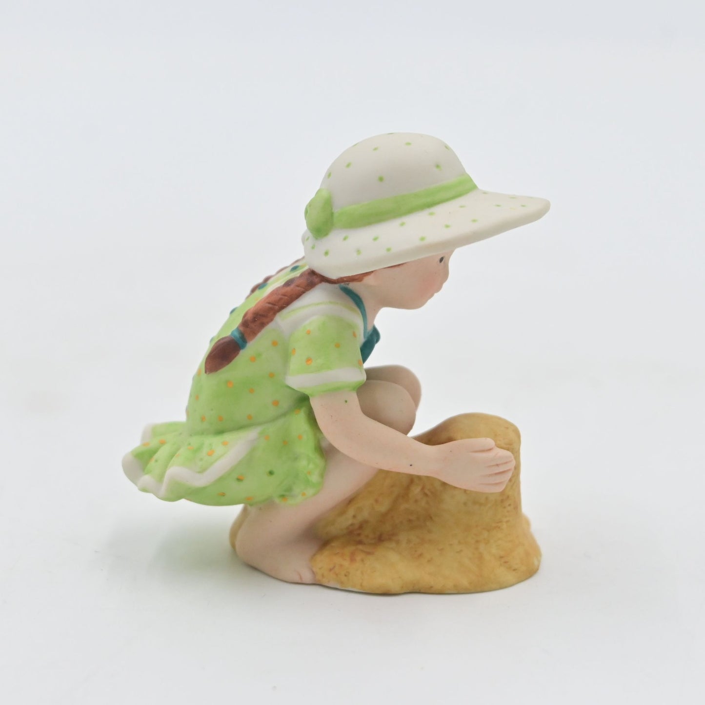 Vintage Holly Hobbie Building A Dream Miniature Figure