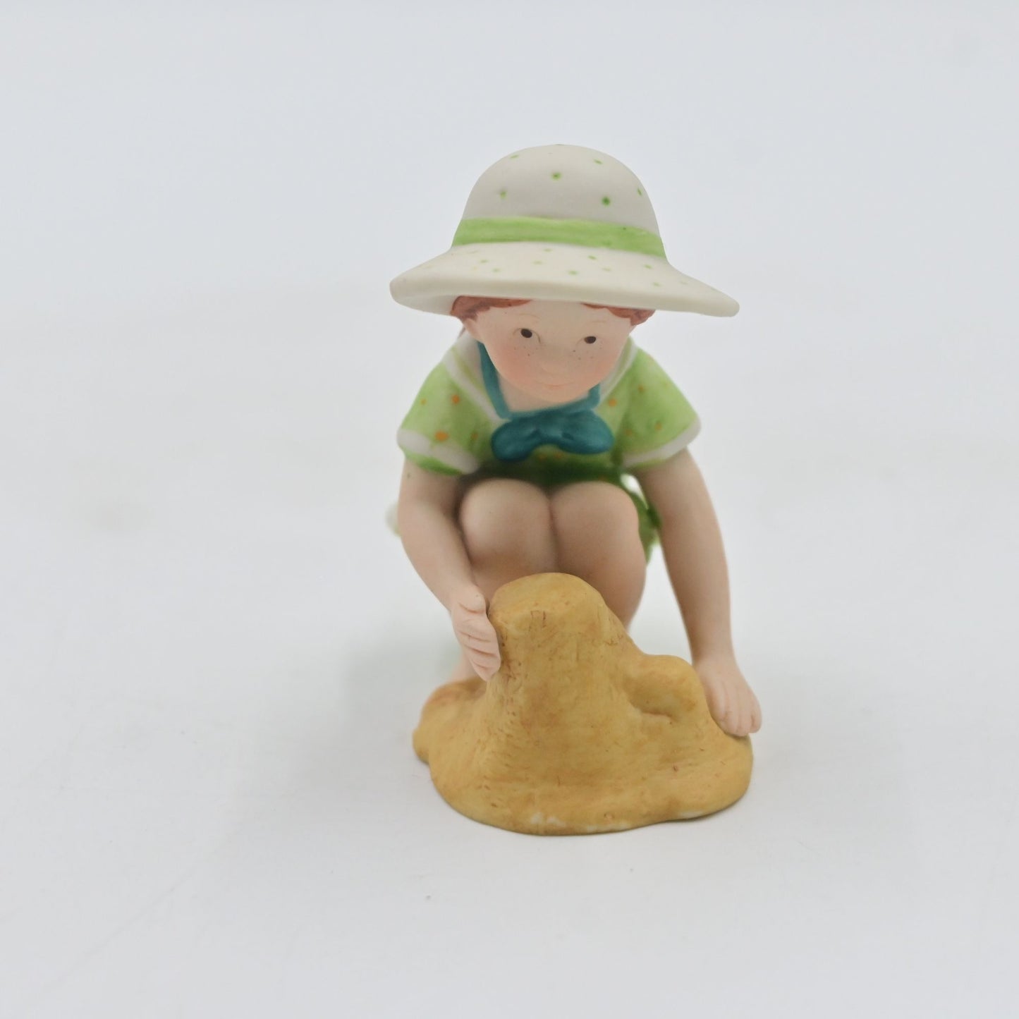 Vintage Holly Hobbie Building A Dream Miniature Figure