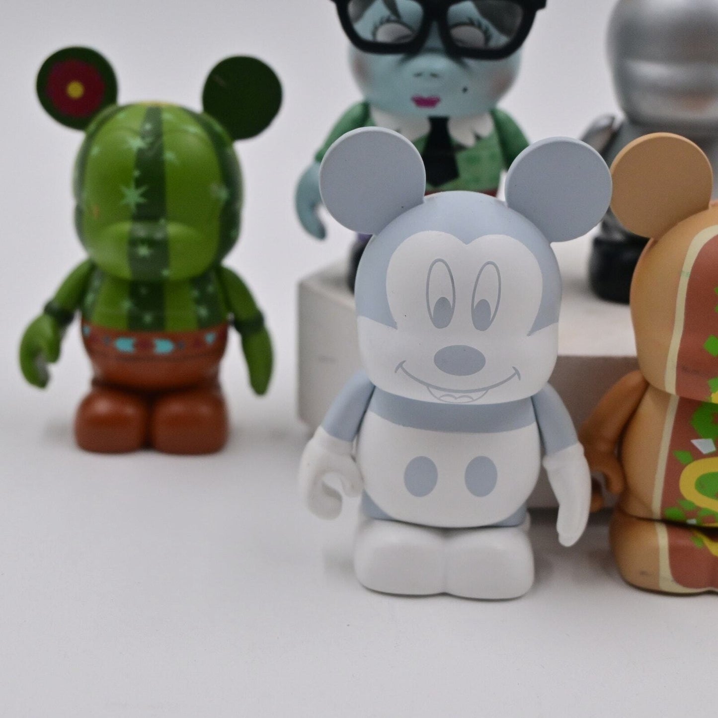 Disney Vinylmation Urban Series Bundle Of 6 Figures