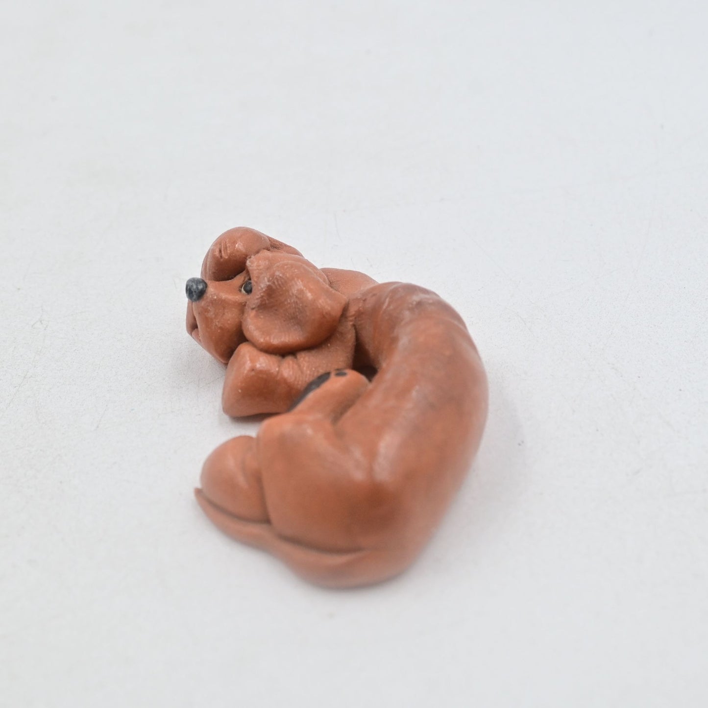 Linda Renner Sleeping Beagle Clay Figure