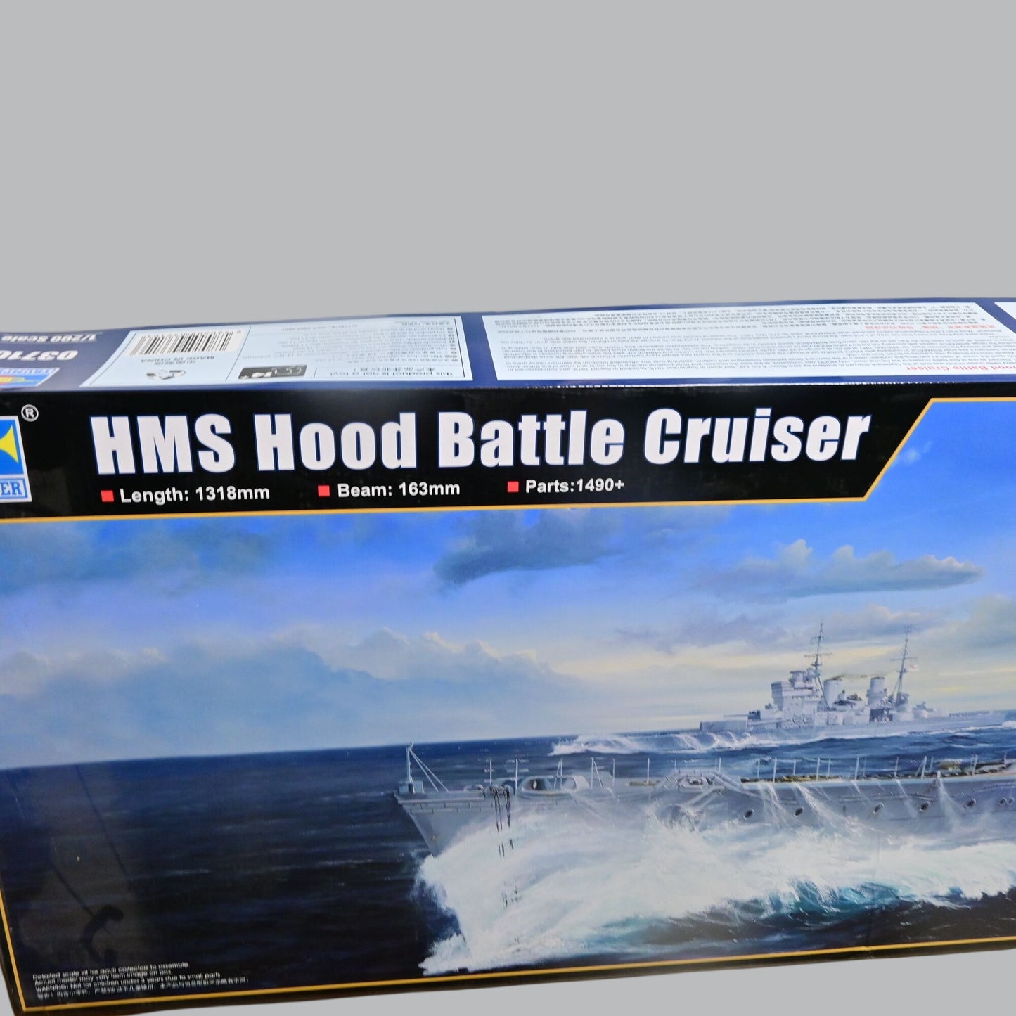 1/200 Trumpeter 03710 Plastic HMS Hood Battle Cruiser Warship Kit Boat Open Box