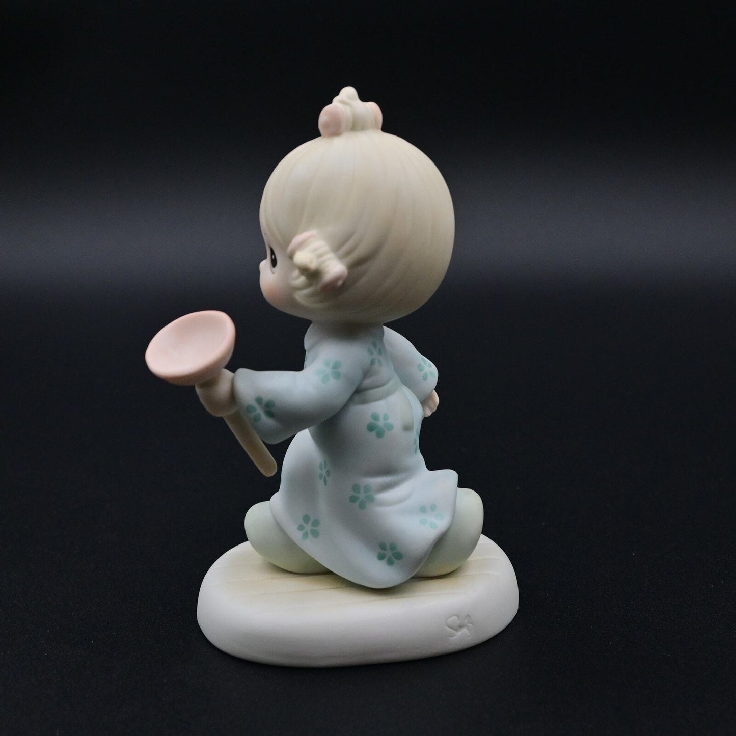 Vintage 1987 Precious Moments Faith Takes The Plunge figure