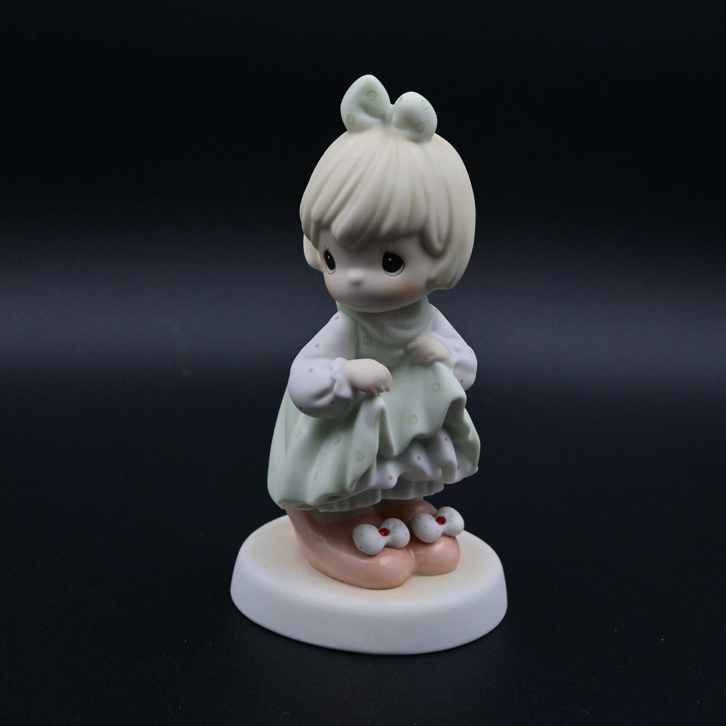 Vintage 1996 Precious Moments Who's Going To Fill Your Shoes Figure