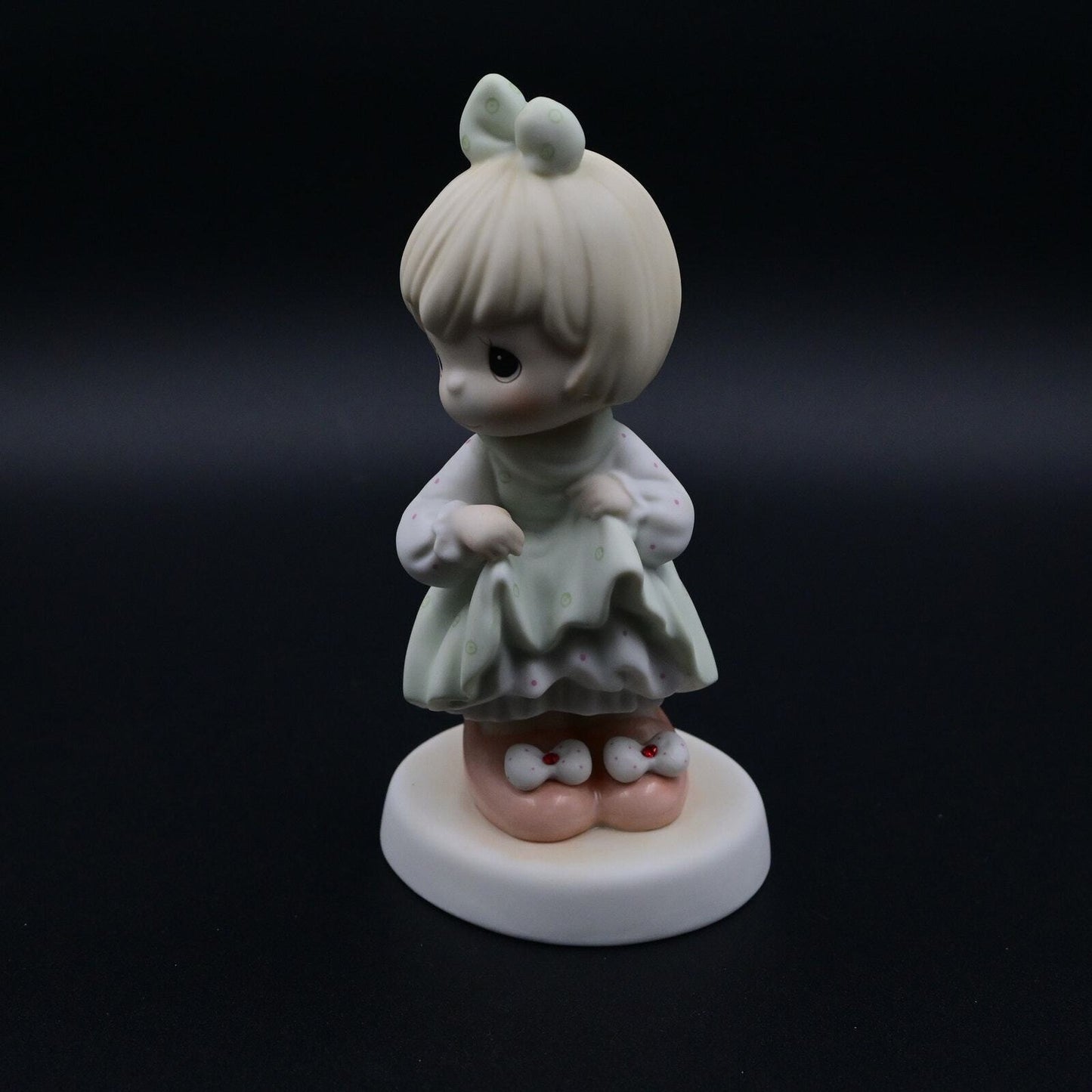 Vintage 1996 Precious Moments Who's Going To Fill Your Shoes Figure